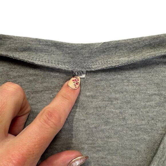 Staple Casual Women Gray V-Neck Short Flare Sleeve Tee Size XXL Casual Basic Top - Picture 3 of 7